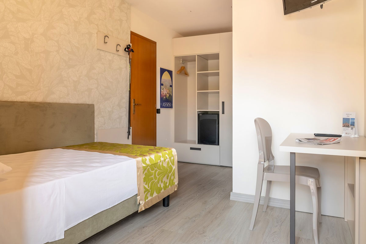 HOTEL CATULLO - G.A.M. di Valle M. & C. snc  | Singola con balcone